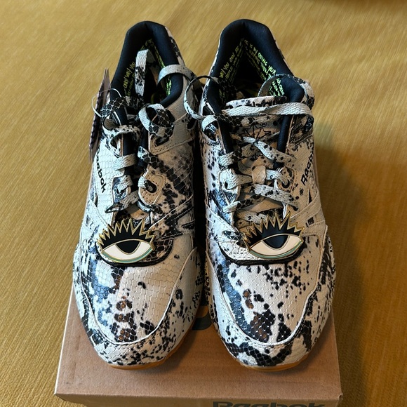 Melody Ehsani X Reebok Ventilator Me Sneakers - Picture 1 of 7